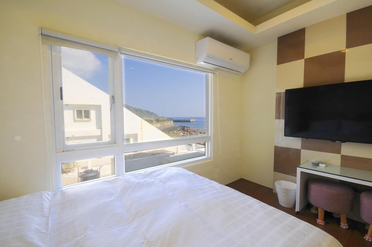 綠島 綠堤濱海旅店 Bed & Breakfast Lyudao Luaran gambar